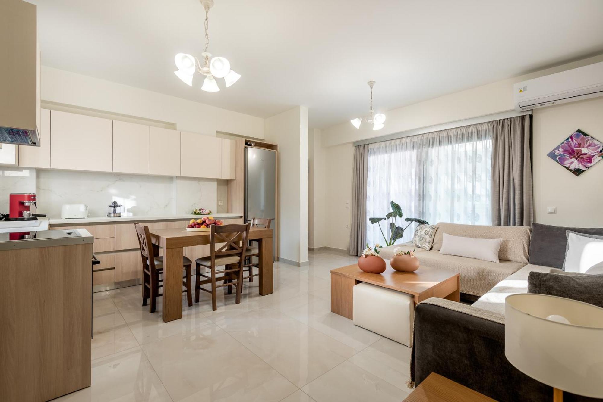 Newbulit 1km From The Center Of Chania La Canea